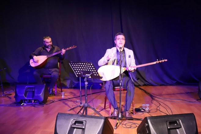  Özden Irmak’tan Kartallılara Müzik Ziyafeti